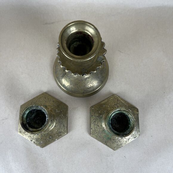 Lot Of 3 VTG Brass Candlestick Holders w/ Floral Base - Picture 2 of 13